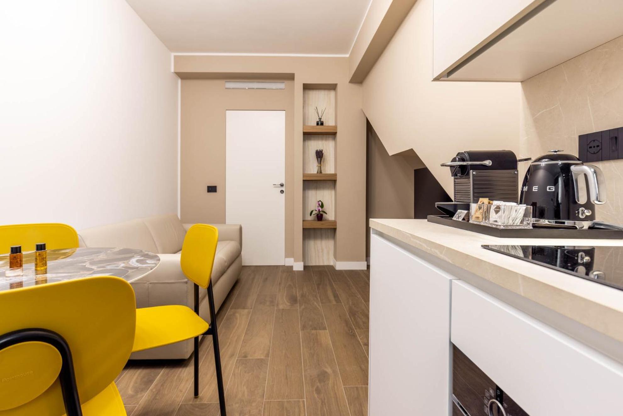 밀라노 Picasso Golden House Next To Duomo 아파트 외부 사진